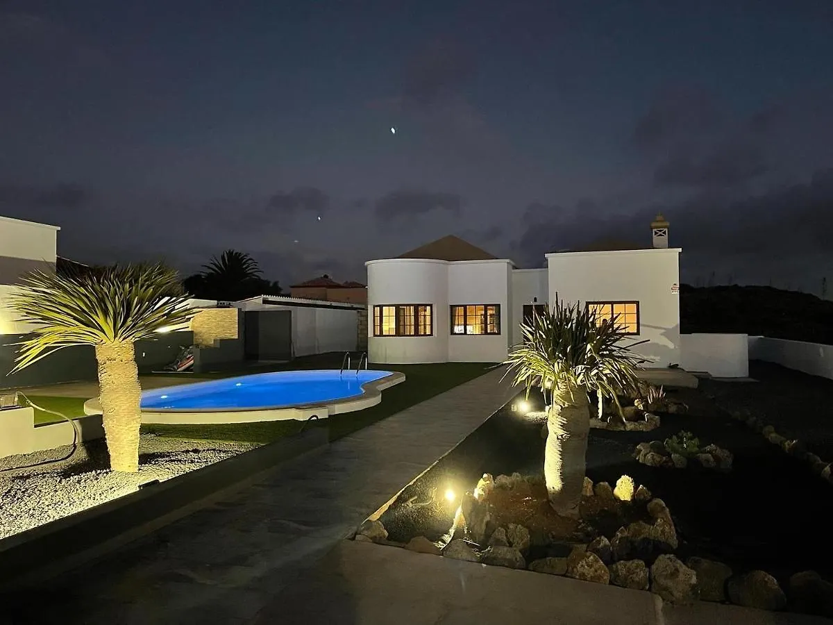 Villa Volcan لا أوليفا